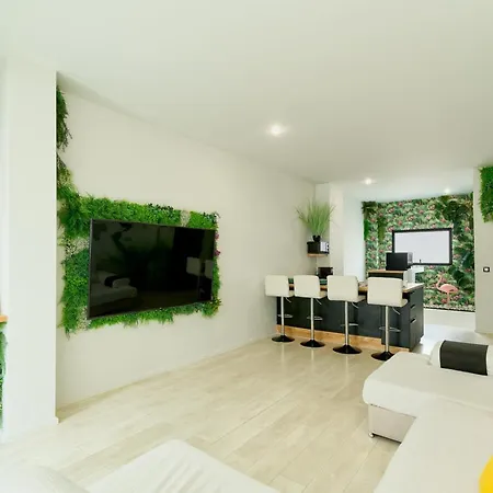 Kosta Homes - Duplex Near The Apartamento *