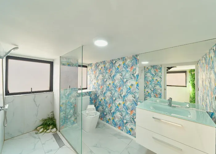 Kosta Homes - Duplex Near The Apartment *