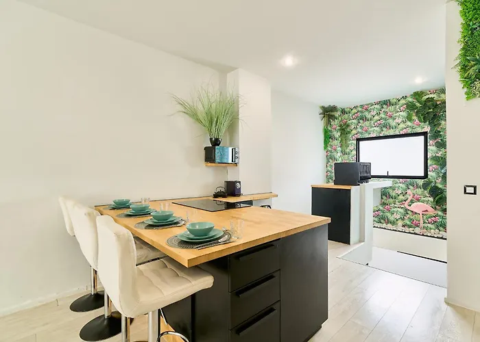 Kosta Homes - Duplex Near The *