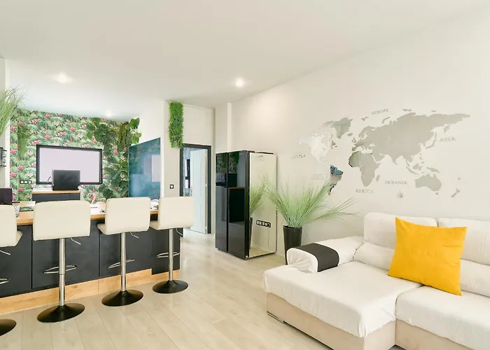 Kosta Homes - Duplex Near The * Τορρεμολίνος